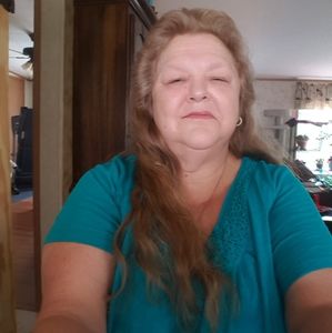 Meet your Posher, Connie